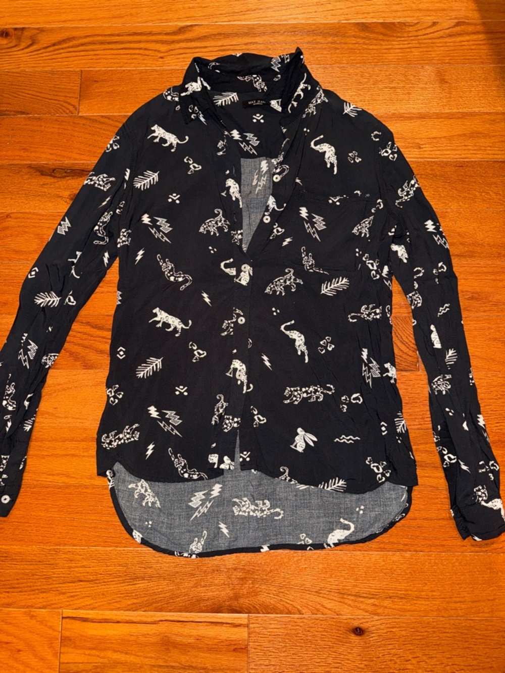 Max Jeans Black Button-Down Shirt with White Animal Print XS
